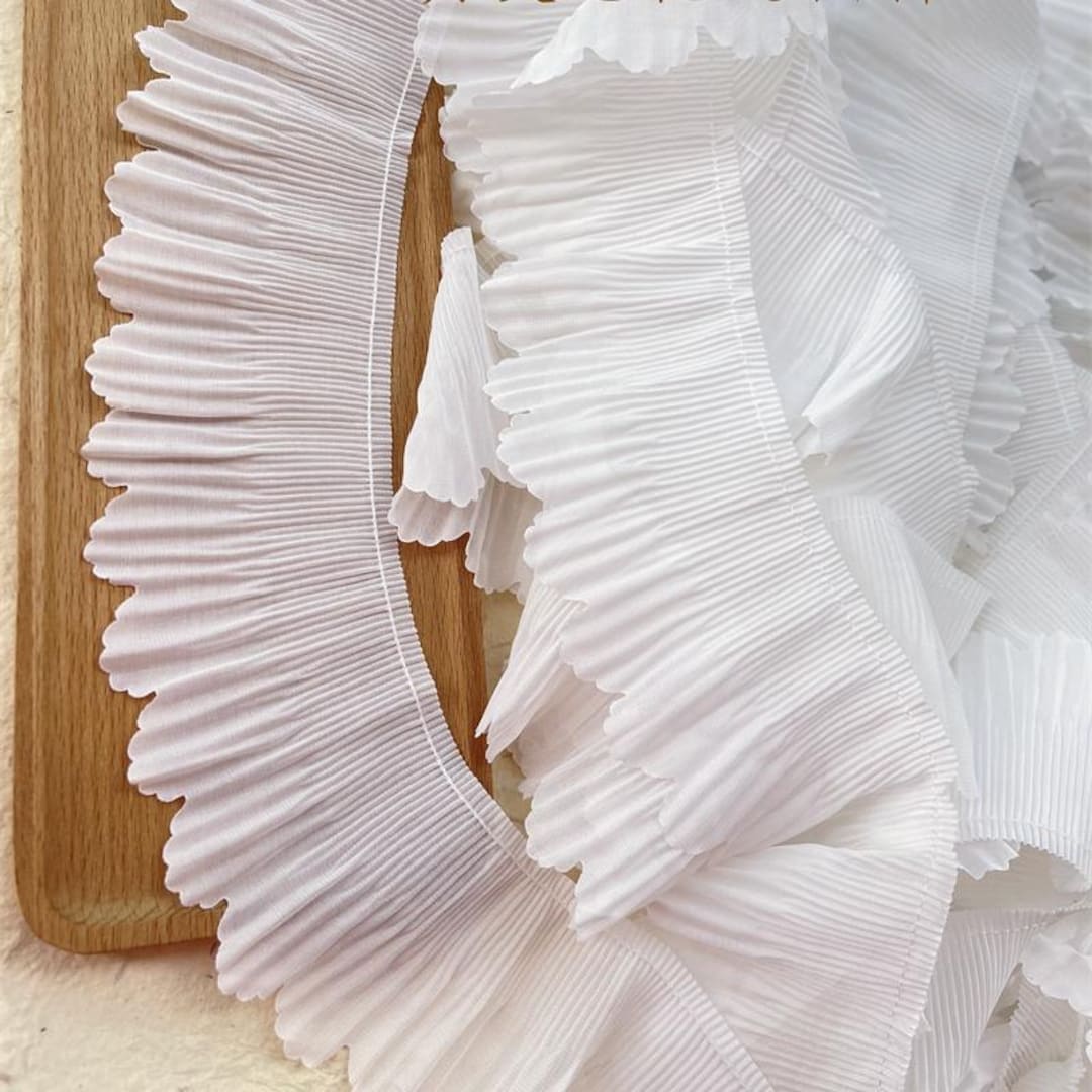 Scallop Ruffle Edge 5 Meters 8cm 3.14