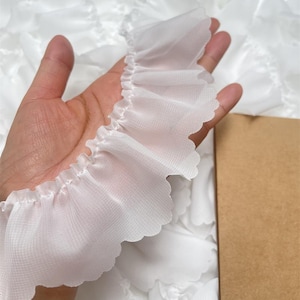 10 Meter 5,5 cm 2,16 "breites ivory Chiffon Plissee Falten DIY Lotosblattrand Rock Manschetten Baby Kleidung Spitzenbesatz Accessoires C24X1054P250624C