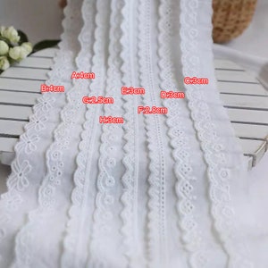 10 metri 2,8-4 cm di larghezza fiocco avorio tessuto di cotone ricamato bambino bambola gonna camicia vestito materiale bordo pizzo nastro X28C602T240202R