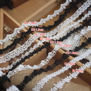 10 Meter 1,3-1,8 cm breit schwarz/ivory Stickerei Nähmaterial Kinderrock Hemd Kleid Ärmel Einfassung Spitzenband T27X452L240428H
