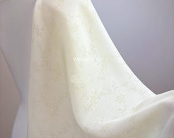 1.5 meters wide light beige floral jacquard fabric handmade vest coat dress skirt shirt pants suit design clothing material V52T43C250905T