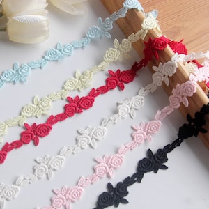 10 yardS 1.5 cm 0.59" breit rose/rot/pink/blau gemusterter Stoff mit Rosen Stickerei Kind Puppe aushöhlen Rock Kleid Hemd Spitzenborte mit Band X10C973R230911T