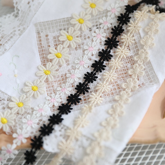 Large Flower Daisy Guipure Lace 9cm wide Colour Choice