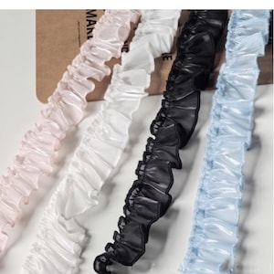 5 Meter 3,5 cm 1,37"breite schwarz/ivory/rosa/blau Perlen Satin plissierte Spitzenbesatz Accessoires Rock Kleid Saum Manschette Kante Material C39Y415P250119J
