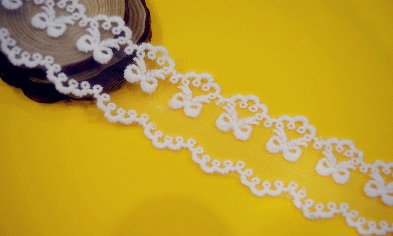 14 Cour 4cm 1,57" Ivoire large maille broderie rubans dentelle ruban nrty navire gratuit 14 Cour 4cm 1,57