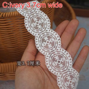 5 Meter 3-5 cm breit ivory Hase Bär Gaze Baumwollstoff Stickerei Spitzenbesatz Band Rock Kleid Randmaterial Accessoires 27X542P250316P
