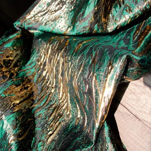 Tela jacquard brillante con textura dorada y verde oscuro para vestido de fiesta, falda, camisa, costura artesanal, material creativo para ropa Y26V12V230625V S