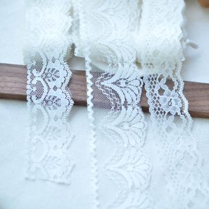 10メートル 2-4 cm幅 アイボリー/ピンク スカラップメッシュ生地 DIY 子供用スカート ドレス シュリットスリーブ 縁取り素材 レーストリムリボン S18E1200P2401127T