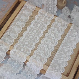 5 Meter 4,5-6 cm breit Baumwolle ivory Stickerei Spitzenbesatz Band handgemacht Rocksaum Kragen Kleid Vorhang Accessoires T27X535X50315P