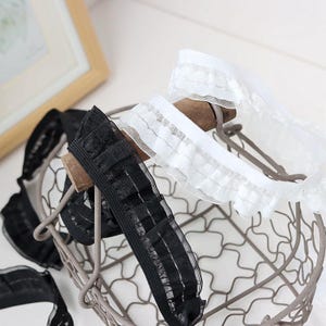 10 Meter 2,5 cm 0.98" breite schwarz/ivory Tüll doppellagig elastische Spitzenborte Kleidung Stulpen Rock Kleid Kante Material C35U59P241228G