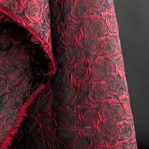Tessuto jacquard con rose rosse, per matrimonio, festa, fai da te, abito, gonna, camicia, giacca, cappotto, design creativo, abbigliamento, materiale T25V81L240328B S