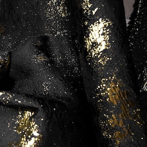 1.4 meters wide Black gold particle texture concave convex relief jacquard fabric coat skirt dress design clothing material G15V1T250126B