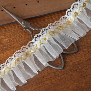 4 cm 1,57" di larghezza tessuto di garza di organza color avorio e oro ricamo materiale per abbigliamento gonna abito cucito bordatura pizzo nastro N20T820K250116U