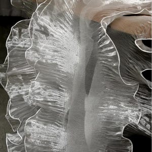 3 Meter 13 cm 5,12" breit Transparent Lotusblatt Rand gewellt Organza Weiß große Spitze Organza Plissee Brautkleid Accessoires Y26V218P250130C