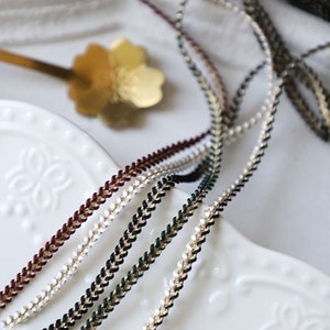 10 Meter 4 mm breit schwarz/weiß/gold/silber Borte Kleid Rock Hemd Spitze Spitze Zierband Borte Band X28C430N240621V