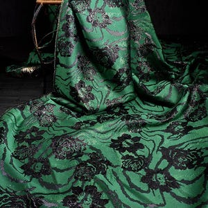1.45 meters wide black green Double sided bright silk rose jacquard fabric skirt dress shirt jacket design clothing material G15V61T250712B