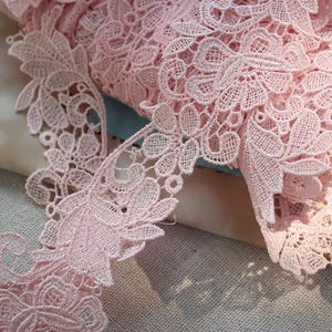 5 Meter 4,5 cm 1,77 "breites rosa Blumenstoff Stickerei Spitzenbesatz Band diy Handarbeit Handwerk Nähen Kleid Rockkante Material D15G281M250326F