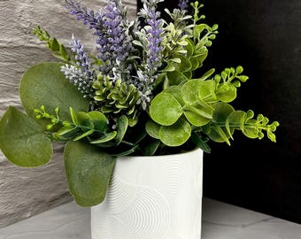 3D Printed Plant Pot – Modern Textured Indoor Planter with Drainage