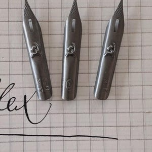 Lot med 3 st. Vintage Dip Pen-spetsar i nyskick. Sovjetisk klassisk nr 13 flexpennspets.