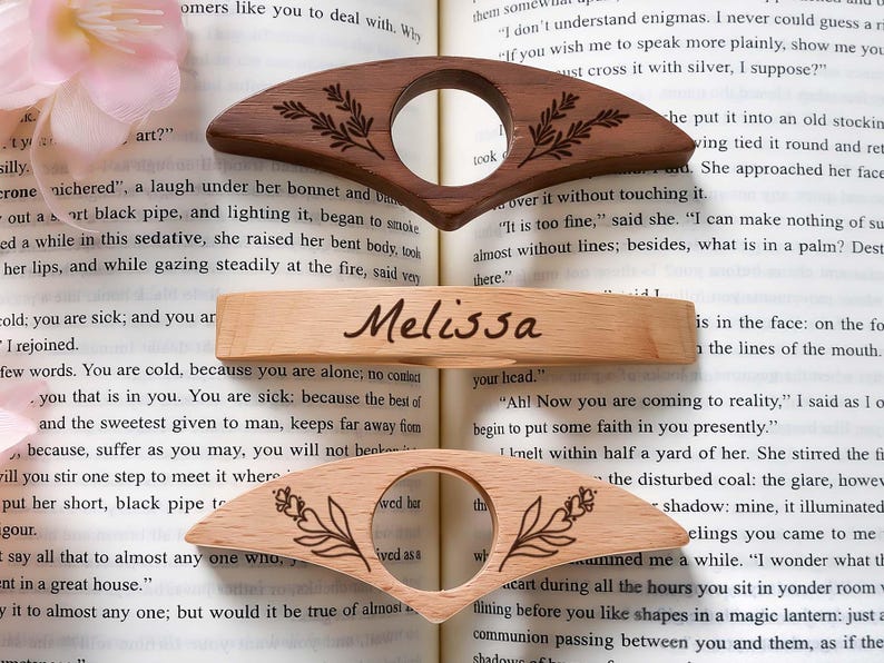 Personalized Wooden Thumb Bookmark, Custom Engraved Book Page Holder ...