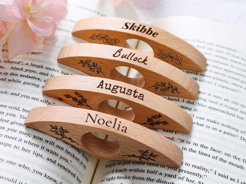 Personalized Wooden Thumb Bookmark, Custom Engraved Book Page Holder ...