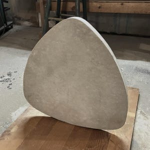 Concrete table top - Triangle with corners rounded