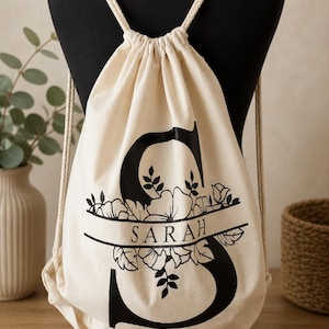 Sac à cordon personnalisé avec nom | Monogramme floral | Sac à dos en coton | Cadeau d'anniversaire pour un sac de sport