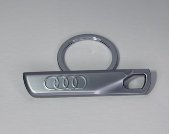 Porte-clés Audi Métal – Porte Clé Audi Sport – Accessoire Voiture Audi – Idée Cadeau Homme Audi A3 A4 A5 Q3 Q5 RS