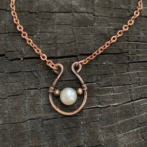 Dainty Freshwater Pearl Pendant - Unique Rustic Copper Jewelry Gift for Her - 7th Anniversary / June Birthstone Necklace 22&quot;