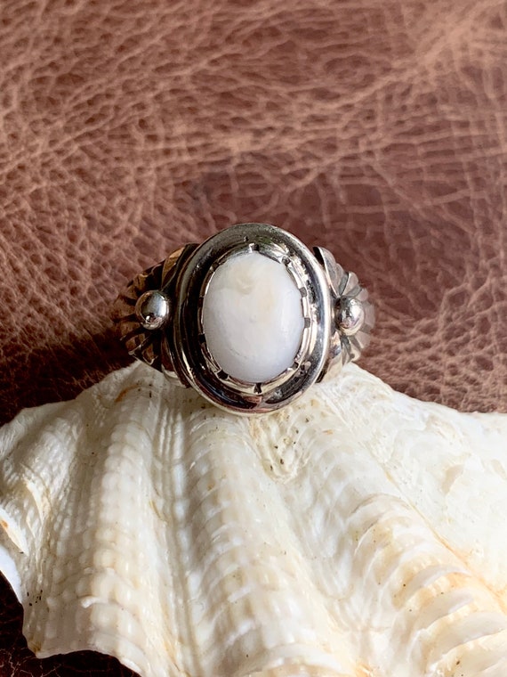 Vintage White Buffalo Navajo Sterling Silver Ring… - image 2