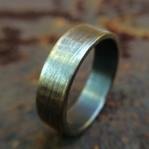 6mm Gold Brass Wedding Band in Rustic Brushed Gunmetal Finish - Thick Chunky Brass Ring - Unisex Men&#39;s or Women&#39;s Hand Forged Jewelry