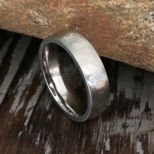 Textured / Flat Hammered Surgical Stainless Steel Ring - 5mm Silver Wedding Band - Men&#39;s or Women&#39;s Unisex Custom Size