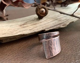 Simple Rustic Copper Bypass Ring - Unique Hand Forged Unisex Men's or Women's 7th Anniversary Jewelry Gift