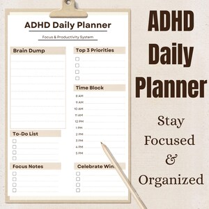 Puede incluir: Planificador diario para TDAH en un portapapeles con secciones para Brain Dump, Top 3 Prioridades, Bloque de tiempo, Lista de tareas, Notas de enfoque y Celebrar victorias. El planificador incluye el texto "Mantente enfocado y organizado".