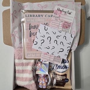 Blind Date with a Kindle Mystery Box | E-Reader Blind Date with A Book Box | Includes Insert, Magnetic Grip, Charm, Dust Plug and More! image 10