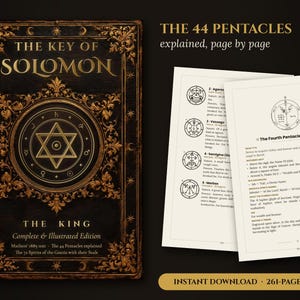 Puede incluir: Un libro negro titulado The Key of Solomon The King con detalles dorados ornamentados y un emblema de estrella central, junto a dos páginas blancas que muestran The 44 Pentacles explained, page by page, en formato PDF de 261 páginas.