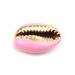 Perles cauris rose 24 x 16 mm émaillée en métal doré pendentif coquillage cauri doré et rose