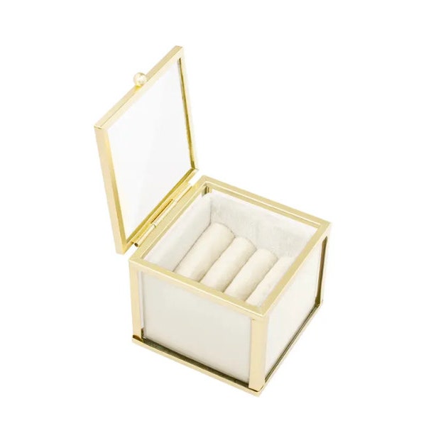 Présentoir pour bagues en suédine crème boite à bijoux en verre carrée métal doré  vitrine bijoux 7cm