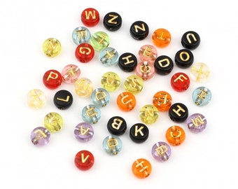 500 Perles alphabet en acrylique , perles lettre alphabet , perles multicolores 7 mm