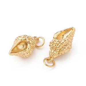 Pendentif coquillage doré 18 mm breloque coquille plaqué or 18k - Unité