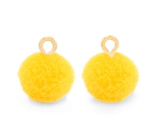 2 Pendentifs pompon jaune anneaux doré pompon pelucheux 10 mm