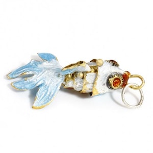 Pendentif Poisson Articulé Cloisonné en Laiton Émaillé – Bijou Vintage Style Asiatique Coloré