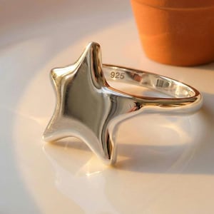 Handmade Sterling Silver Star Ring - Boho Fidget Jewelry – Minimalist Celestial Jewelry
