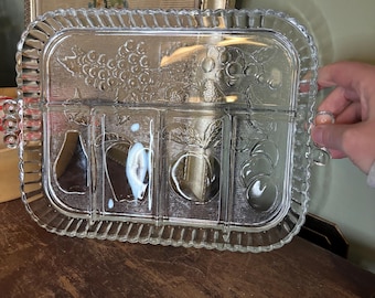 Bandeja de 5 piezas para salsas y verduras "Crystal Happenings" de Indiana Glass, años 40