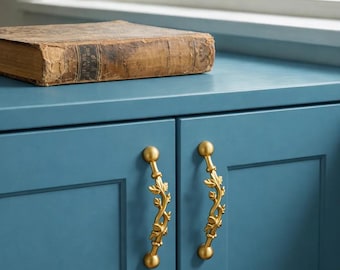 Solid Brass Single Hole Cabinet Pull ,Door Handles, Wardrobe Drawer,Elegant Animal Swan Cabinet Knobs