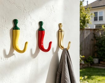 Creative Chili Shaped Zinc Alloy Wall Hook Decorative Wardrobe Coat Hook for Entryway Bathroom Closet
