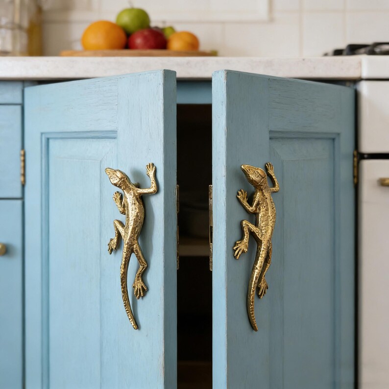 Handmade Brass Lizard Cabinet Handle | Decorative Drawer Pull Knob - Etsy