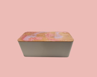 Scatola per la gestione dei cavi Opal Current / Organizzatore di cavi in resina e bambù / Contenitore per multiprese / Nascondino per cavi moderno / Arte funzionale