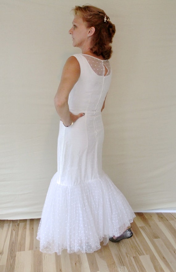 1960s White Vintage Wedding Dress / Alternative W… - image 5