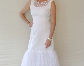 1960s White Vintage Wedding Dress / Alternative Wedding Dress/ Polka Dot Mermaid Wedding Dress
